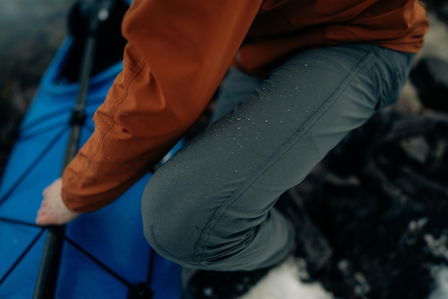 MEN'S PERFORMANCE PANTS